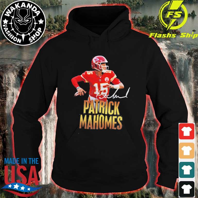 Patrick Mahomes Shirt Ready to Strike Signature Chiefs Gift - Personalized  Gifts: Family, Sports, Occasions, Trending